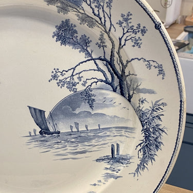 Round bowl - larger model - Petrus Regout - decor MARINES grey/blue on off-white/cream background