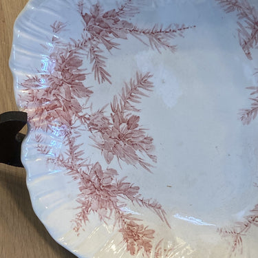 Square dish with relief - Wedgwood - decor ETRURIA GORSE red/pink - Rd.No. 153229