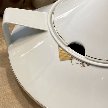 Soup tureen / terrine - Mitterteich Bavaria - white porcelain with gold-colored print of (striped) triangles