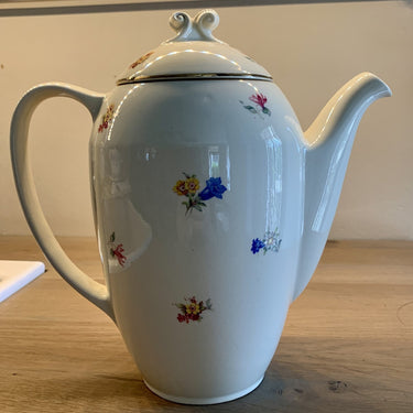 Koffiepot met bloemdecoratie - ongemerkt maar waarschijnlijk Petrus Regout