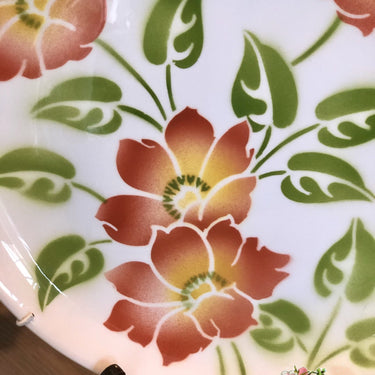 Plate – large – Moulin des Loups – decor ONTARIO.