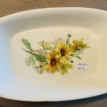 Ovenschaal - Boch (maar niet gemerkt) - décor MARGUERITES / MARGRIETEN - maat 5