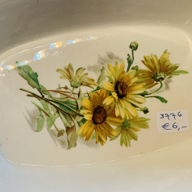 Ovenschaal - Boch (maar niet gemerkt) - décor MARGUERITES / MARGRIETEN - maat 5