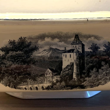 Terrine / Dekschaal vierkant groter model - zonder deksel - Societe Ceramique Maestricht - serie LANDSCHAP zwart / wit