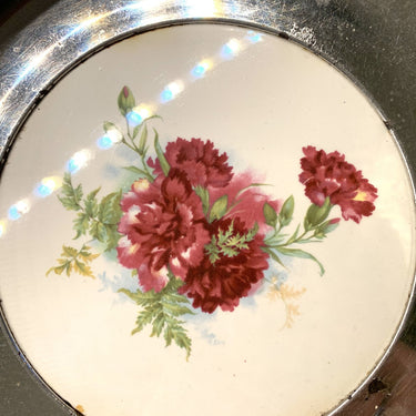 Obstschale / Bonbonschale mit verchromtem Metallrand und Steingutsockel