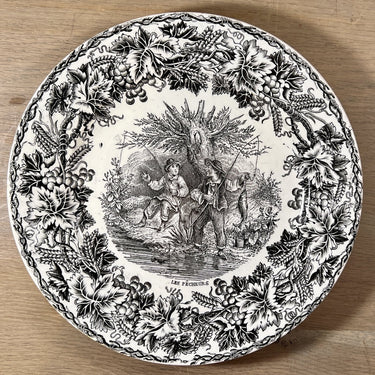 Dinerbord / Sierbord - Societe Ceramique Maestricht - décor VIGNE - 'les pêcheurs' (de vissers) in zwart transferdecor