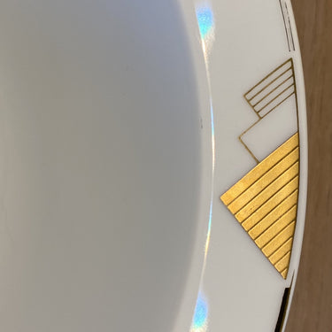 Bowl / salad bowl - round - deeper - with flat edge - Mitterteich Bavaria - white porcelain with gold-colored print of (stretched)