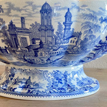Terrine / soup tureen / soup bowl / soup tureen / Suppenterrine - (William Smith &amp; Co, Wedgewood), marked with blind mark Queens