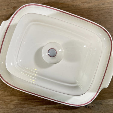 Butter dish - Villeroy & Boch/Heinrich - porcelain dinnerware made between 1980 and 2005 - ARAGON decor in stylized red/pink