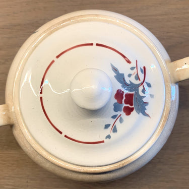 Zuckerdose - Nimy - Sprühdekor aus graublauen/burgunderfarbenen Blumen