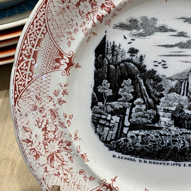 Dessertbordje / bordje - maker onbekend - décor in zwart / wit D. KESSEL B.D. ROSSTRAPPE I. BODENTHALE