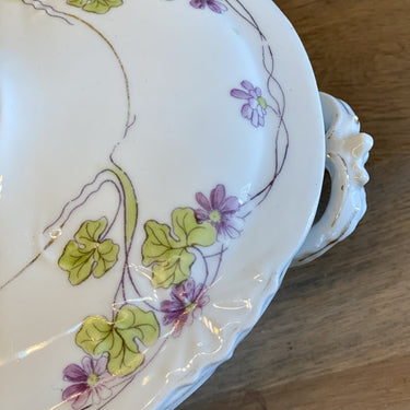 Porcelain tureen / covered dish - oval - Austria MZ - Art Nouveau floral decoration in green and lilac