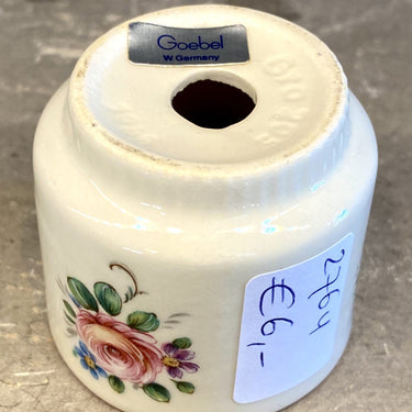 Egg cup - Goebel - Gro 205 - blind mark 1963 or 1968 - with decoration of a rose