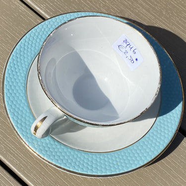 Kop en schotel - St. Amandinoise - Poreylor - mintgroen en wit - met goudkleurig biesje