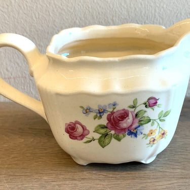 Milk jug H(?) Ceramic on feet - square model - Made in Germany