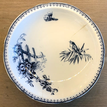 Scale / Tazza on low foot - Petrus Regout - MALAGA decor in liquid blue