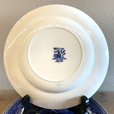 Dinner plate / Dining plate - large model - Victoria Pottery Fenton - decor WILLOW