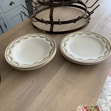 Deep plate – Petrus Regout – decor 0437.