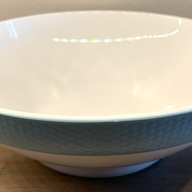 Saladeschaal - ongemerkt (waarschijnlijk Frans) - azuurblauw met een soort bijenkorfreliëf